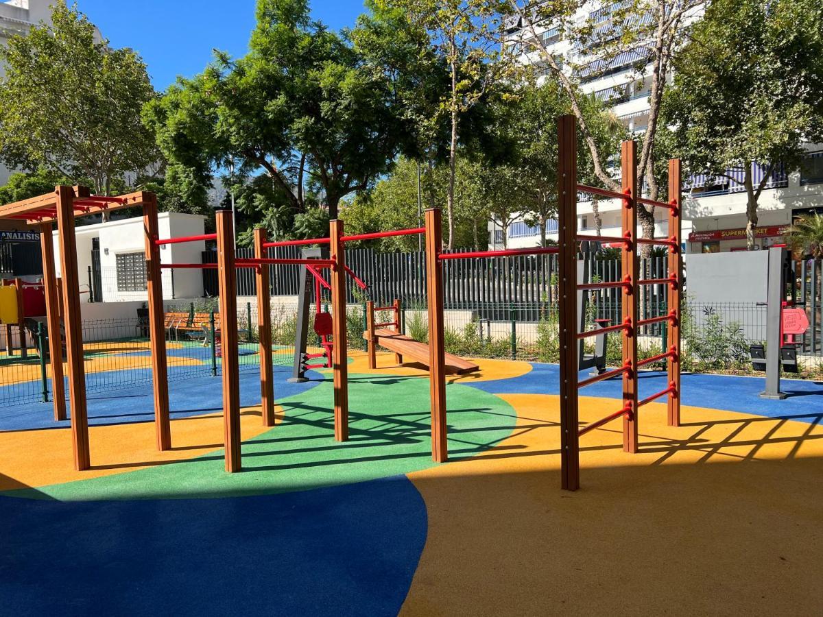 New Build Modern Ap 4 Min Walk To The And Old Town Apartamento Marbella